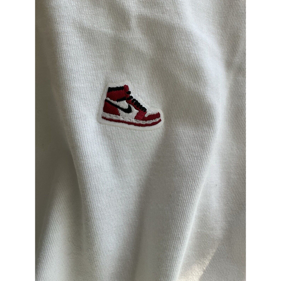 NWT Jordan Sneaker Retro 1 Patch Men's T Shirt Medium Heavyweight - Picture 7 of 10